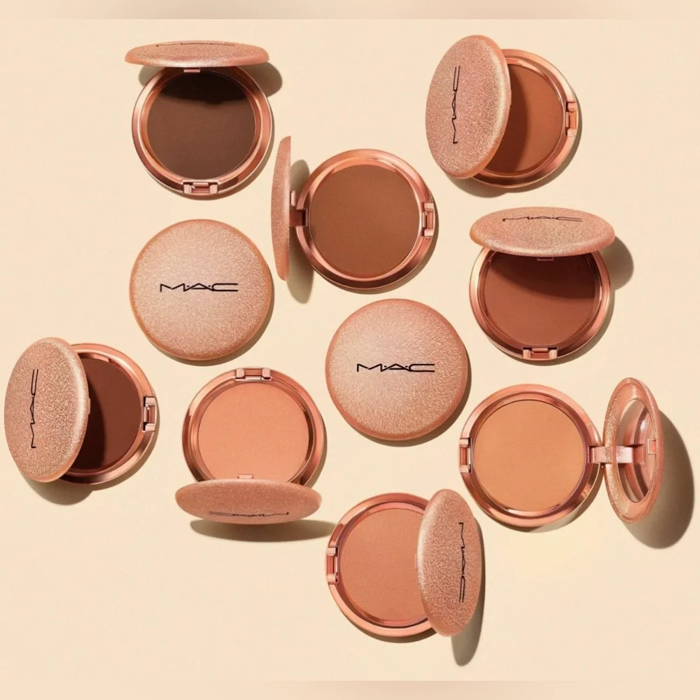 MAC Skinfinish Sunstruck Radiant Bronzer- Radiant Light Rosy